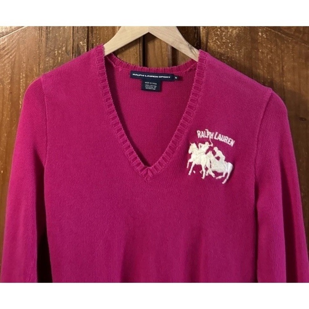 Women's Ralph Lauren V-Neck Sweater Embroidered Crest Sz Medium/small - Picture 2 of 10